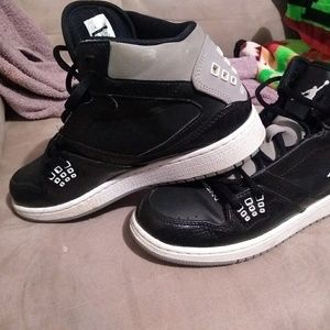Nike Boy's Youth Jordan 1 Flight Shoes 374452-033